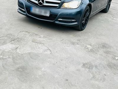Gebraucht Mercedes C220 170 PS (125 kW) 2013 Grau Coupé