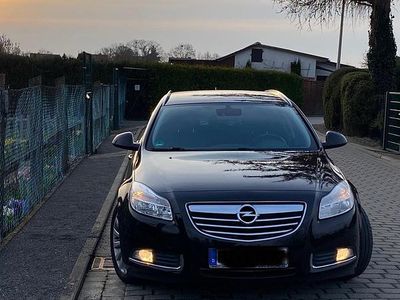 Gebraucht Opel Insignia 131 PS (96 kW) 2012 Braun Kombi