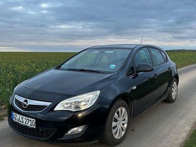 Gebraucht Opel Astra 116 PS (85 kW) 2010 Schwarz Limousine