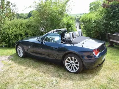 Gebraucht BMW Z4 Sport Line 177 PS (130 kW) 2006 Blau Cabrio