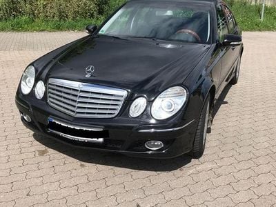 Mercedes E220