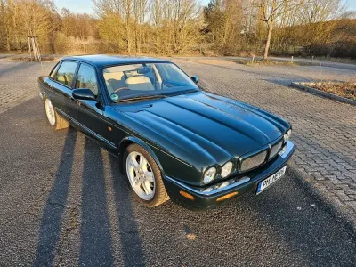 Gebraucht Jaguar XJR 363 PS (266 kW) 1998 Grün Limousine