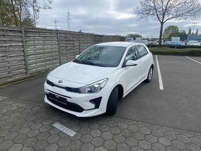 Second-hand Kia Rio Vision 84 CP (61 kW) 2020 Alb Berlinǎ