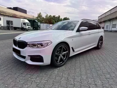 Gebraucht BMW 520 M Sport 190 PS (139 kW) 2019 Weiß Limousine