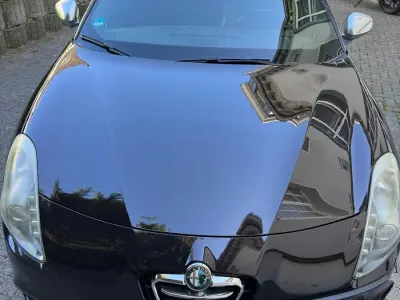 Gebraucht Alfa Romeo Giulietta 170 PS (125 kW) 2010 Schwarz Kleinwagen