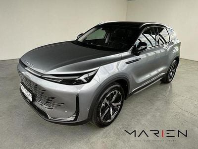 Usado Baic X75 177 HP (130 kW) 2025 Cinzento SUV