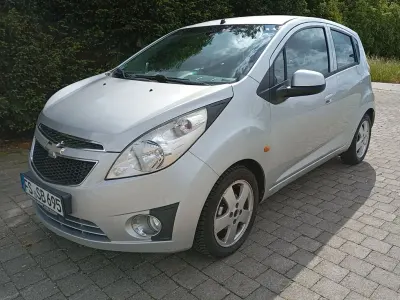 Gebraucht Chevrolet Spark LS 68 PS (50 kW) 2011 Silber Kleinwagen