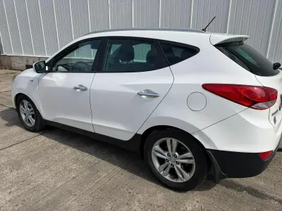 Gebraucht Hyundai ix35 184 PS (135 kW) 2012 Weiß SUV