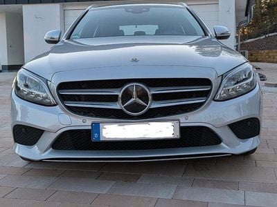 Gebraucht Mercedes C180 156 PS (114 kW) 2020 Silber Limousine