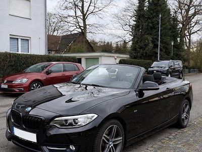 Gebraucht BMW 220 Sport Line 190 PS (139 kW) 2016 Schwarz Cabrio
