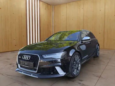 Używany Audi RS6 Performance 605 KM (444 kW) 2017 Czarny Kombi