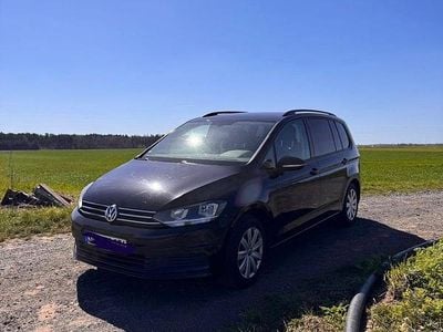 Gebraucht VW Touran Comfortline 150 PS (110 kW) 2016 Schwarz Van / Kleinbus