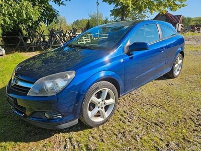 Opel Astra GTC