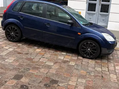 Gebraucht Ford Fiesta 80 PS (58 kW) 2005 Kleinwagen