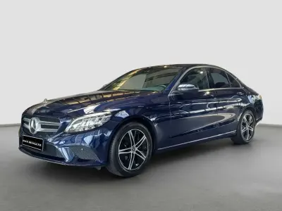 Gebraucht Mercedes C180 156 PS (114 kW) 2021 Manufaktur exklusiv cavansitblau (metallic) Limousine
