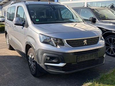 Gebraucht Peugeot Rifter Active 131 PS (96 kW) 2020 Grau Van / Kleinbus