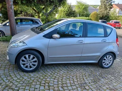 Gebraucht Mercedes A200 Elegance 140 PS (102 kW) 2007 Silber Van / Kleinbus