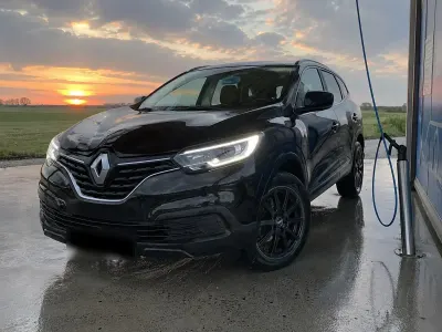 Gebraucht Renault Kadjar 131 PS (96 kW) 2016 Schwarz SUV