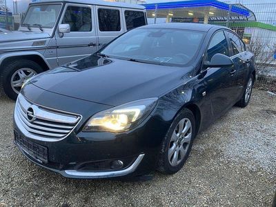 Grün Gebraucht 2013 Opel Insignia Sport Limousine | 4.500 € (Fairer Preis)