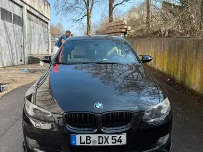 Gebraucht BMW 320 Cabriolet 170 PS (125 kW) 2008 Schwarz Cabrio