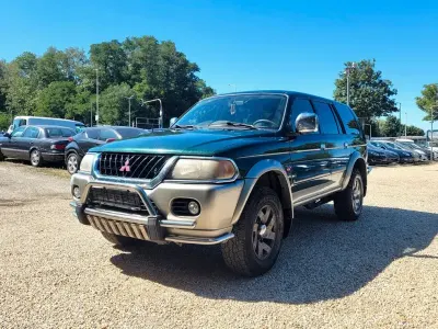 Gebraucht Mitsubishi Pajero 177 PS (130 kW) 2002 Grün SUV