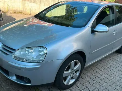 Gebraucht VW Golf VI 122 PS (89 kW) 2008 Silber Kleinwagen