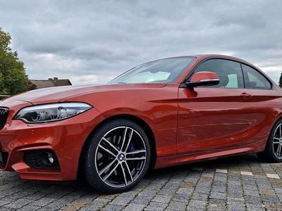 BMW 225