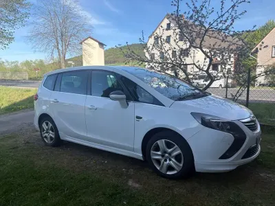Gebraucht Opel Zafira Tourer 194 PS (142 kW) 2014 Weiß Van / Kleinbus