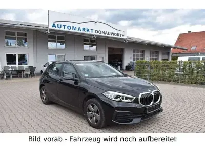 Gebraucht BMW 118 Advantage 136 PS (100 kW) 2023 Schwarz Kleinwagen