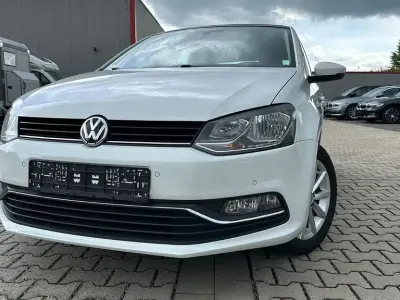 Gebraucht VW Polo LOUNGE 90 PS (66 kW) 2016 Weiß Kleinwagen
