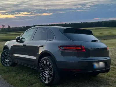 Gebraucht Porsche Macan S 258 PS (189 kW) 2014 Grau SUV
