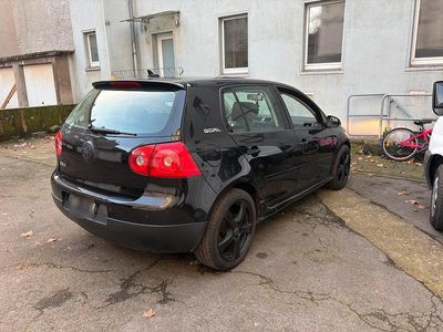 VW Golf V