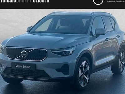 Grau Neu 2025 Volvo XC40 Core SUV | 36.750 € (Guter Preis)