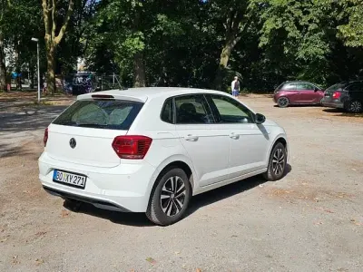 Gebraucht VW Polo IQ Drive 95 PS (69 kW) 2019 Weiß Kleinwagen
