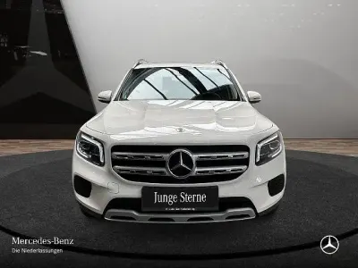 Gebraucht Mercedes GLB180 Style 116 PS (85 kW) 2023 Weiß SUV