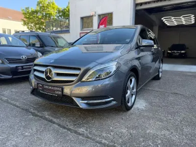 Brugt Mercedes B200 136 HK (100 kW) 2012 Grå MPV