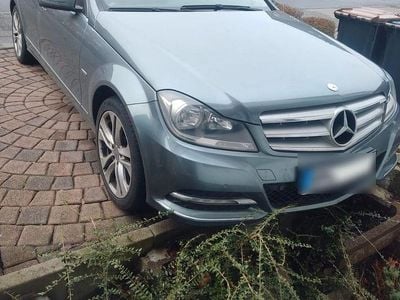 Gebraucht Mercedes C180 156 PS (114 kW) 2011 Grau Limousine