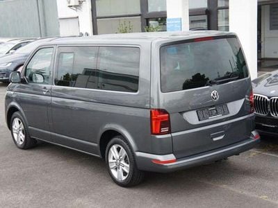 Usado VW Multivan Comfortline 204 HP (150 kW) 2022 Cinzento Monovolume