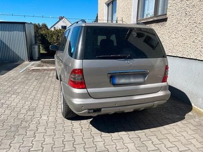 Gebraucht Mercedes ML350 235 PS (172 kW) 2004 SUV