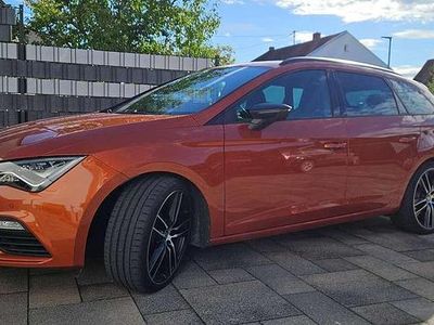 Orange Gebraucht 2018 Cupra Leon Kombi | 27.999 €