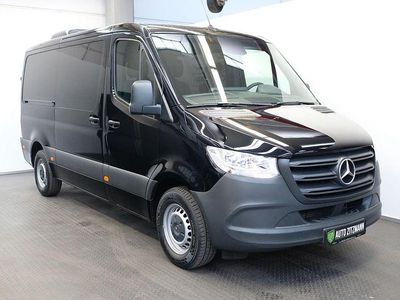 Schwarz Gebraucht 2020 Mercedes Sprinter Van | 59.381 €