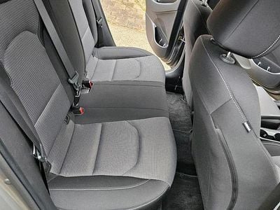Gebraucht Hyundai i30 100 PS (73 kW) 2019 Grau Kleinwagen