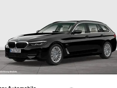 Second-hand BMW 520 Sport Line 184 CP (135 kW) 2022 Negru Break