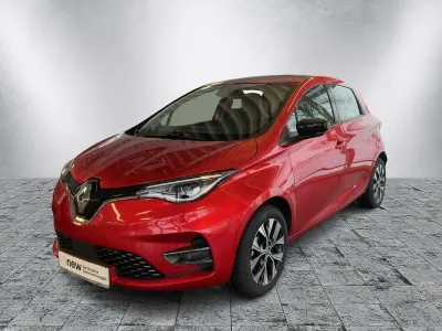 Second-hand Renault Zoe Evolution 100 kW (136 CP) 2022 Roșu Hatchback