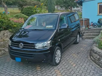 Gebraucht VW Multivan 140 PS (102 kW) 2012 Schwarz Van / Kleinbus