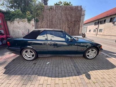 BMW 320 Cabriolet