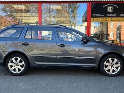 Second-hand Skoda Octavia 105 CP (77 kW) 2011 Gri Break