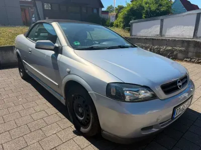 Gebraucht Opel Astra 125 PS (91 kW) 2002 Silber Cabrio