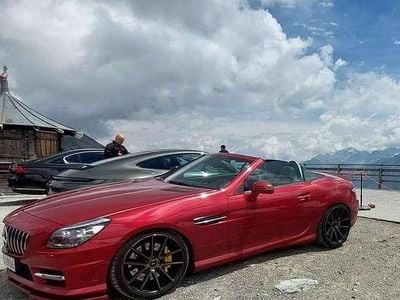 Second-hand Mercedes SLK250 204 CP (150 kW) 2014 Roșu Cabrio