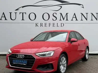 Gebraucht Audi A4 Ambiente 150 PS (110 kW) 2022 Rot Limousine